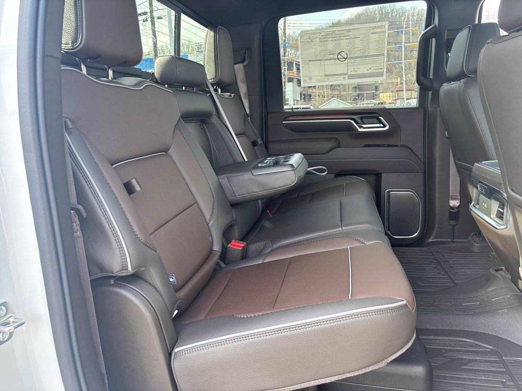 New 2026 GMC Sierra 2500 Denali w/ Denali Reserve Package image 32