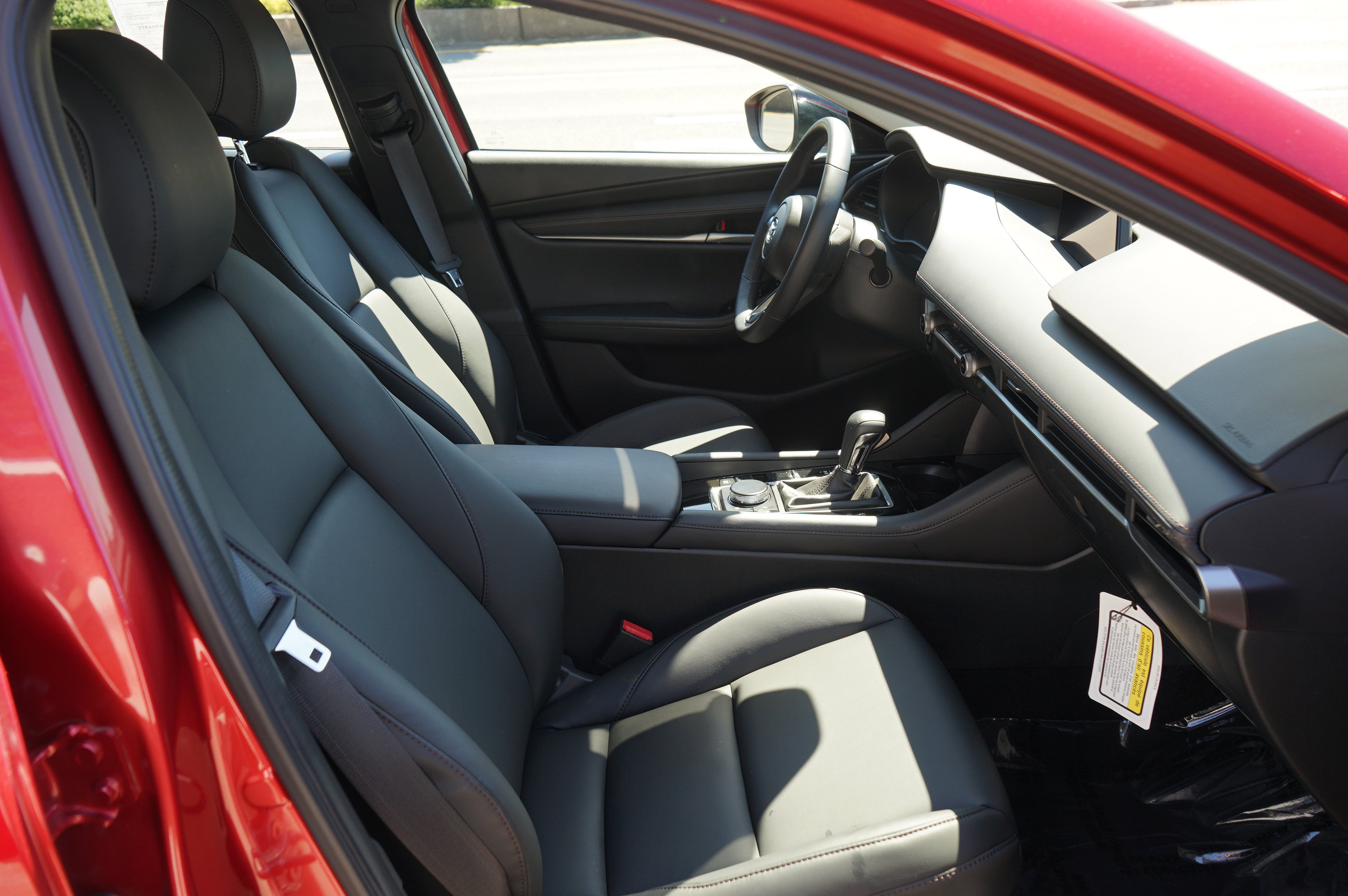 Certified 2025 MAZDA MAZDA3 s FWD image 30