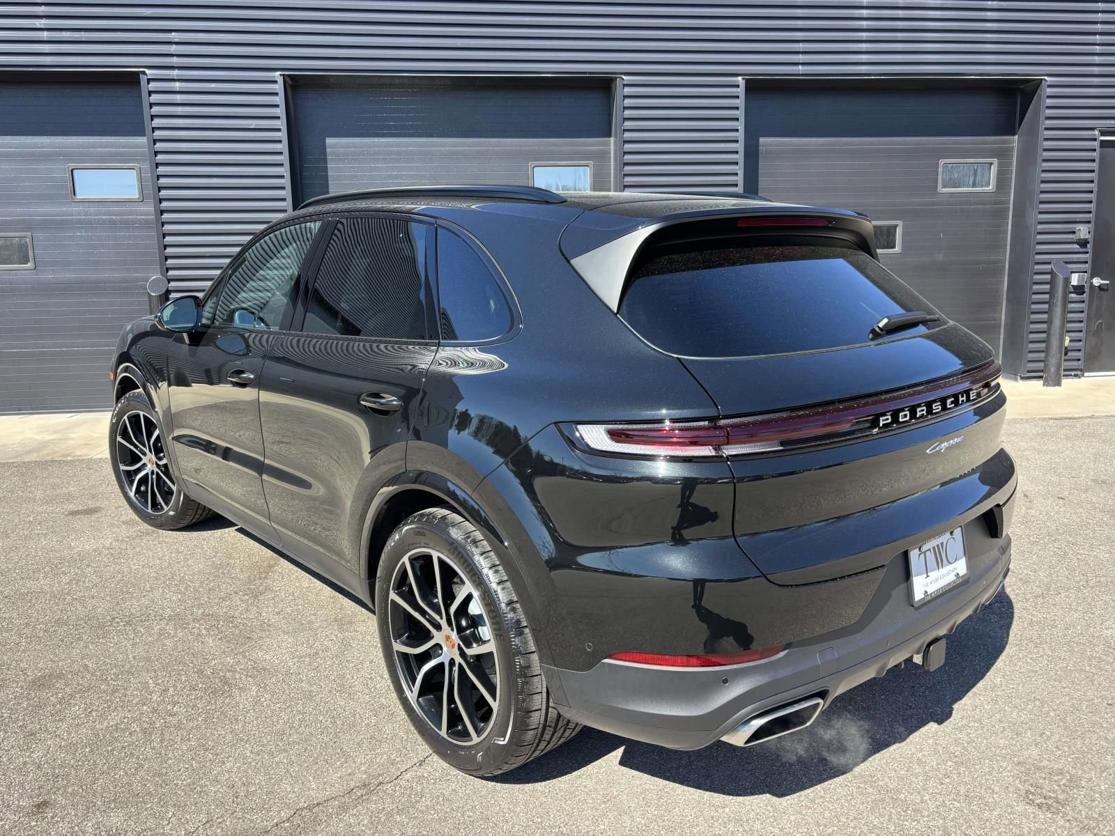 New 2026 Porsche Cayenne image 3