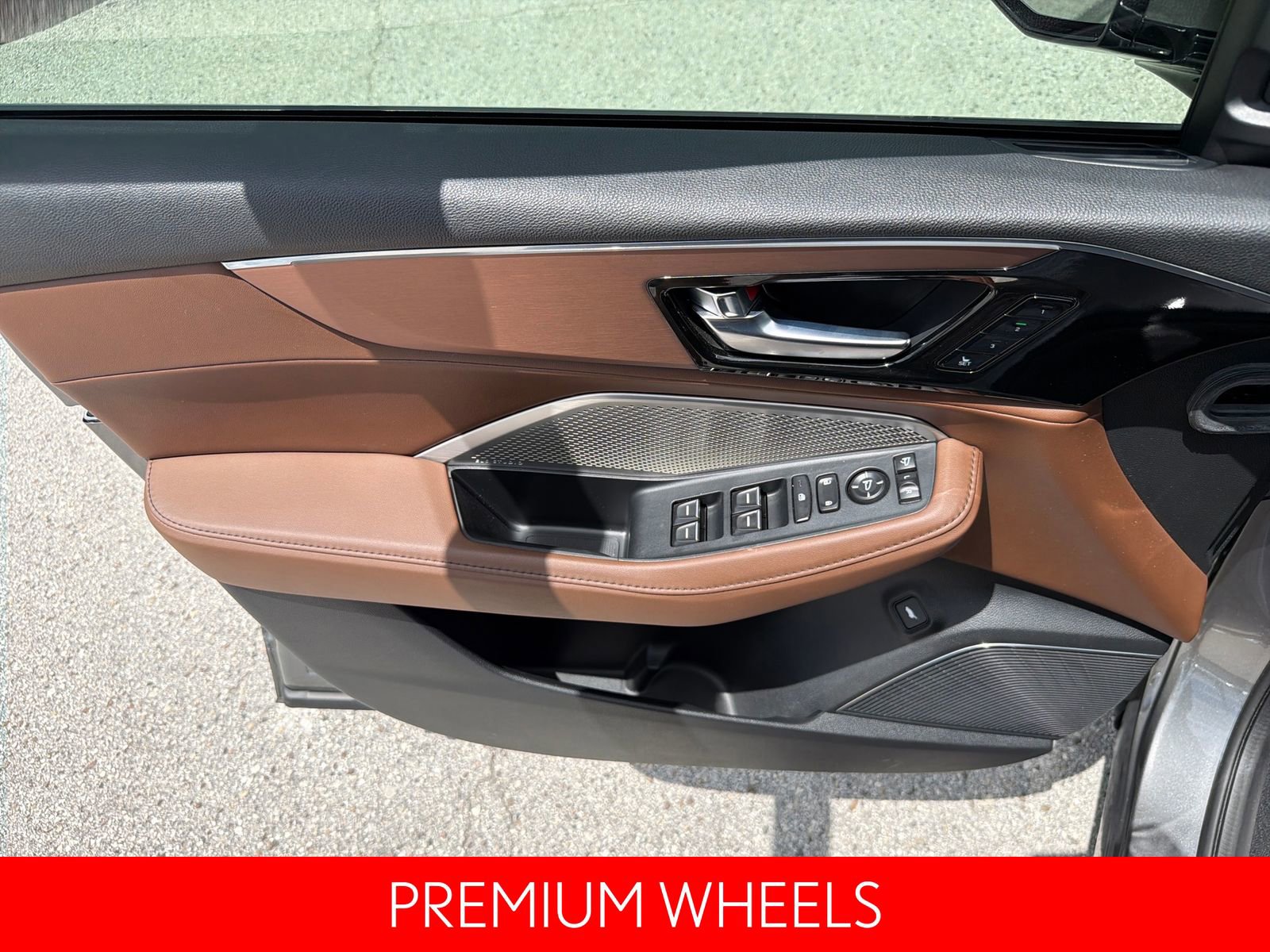 Used 2023 Acura MDX FWD w/ Technology Package image 19