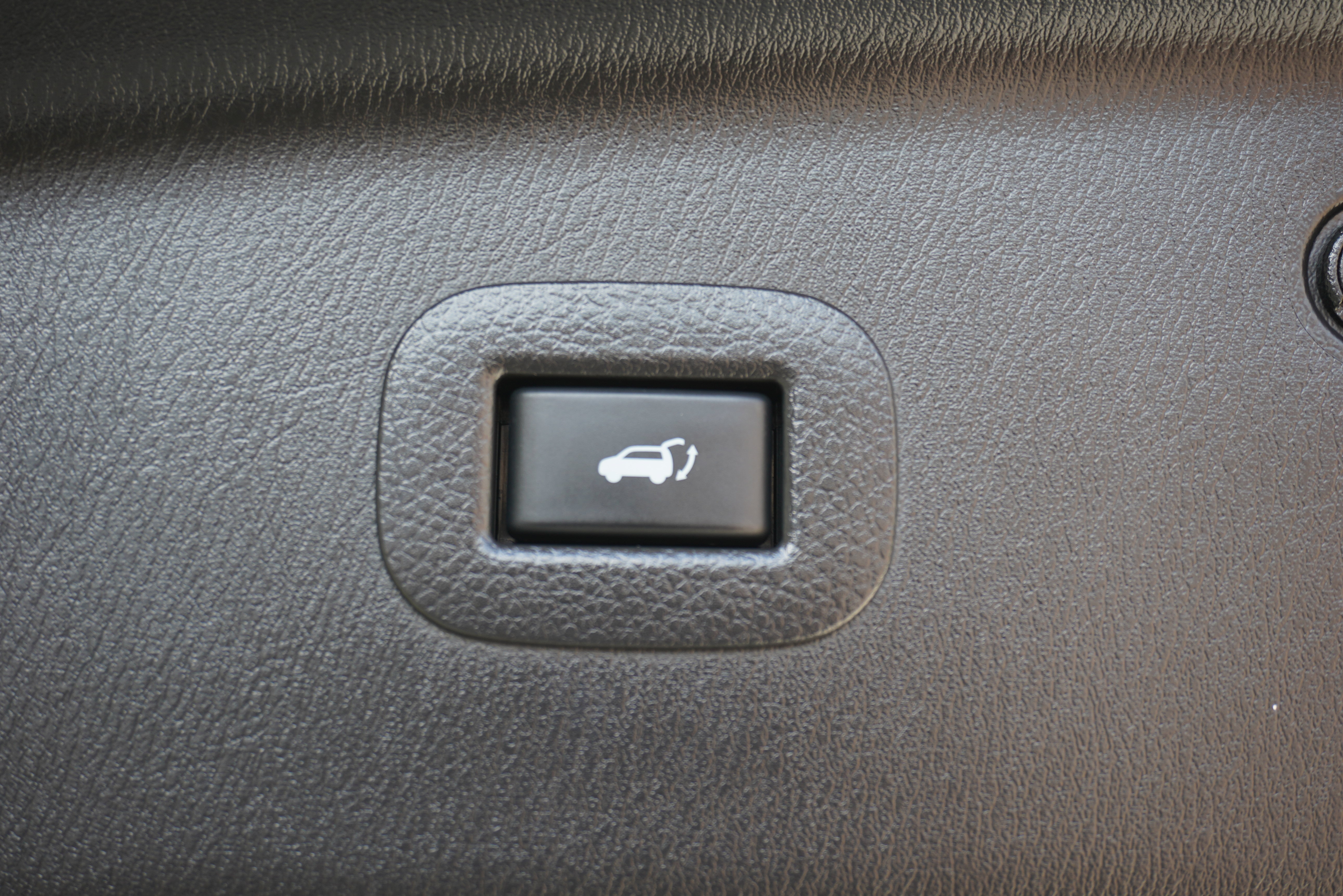 Used 2023 INFINITI QX80 Sensory w/ Cargo Package AWD/4WD image 34