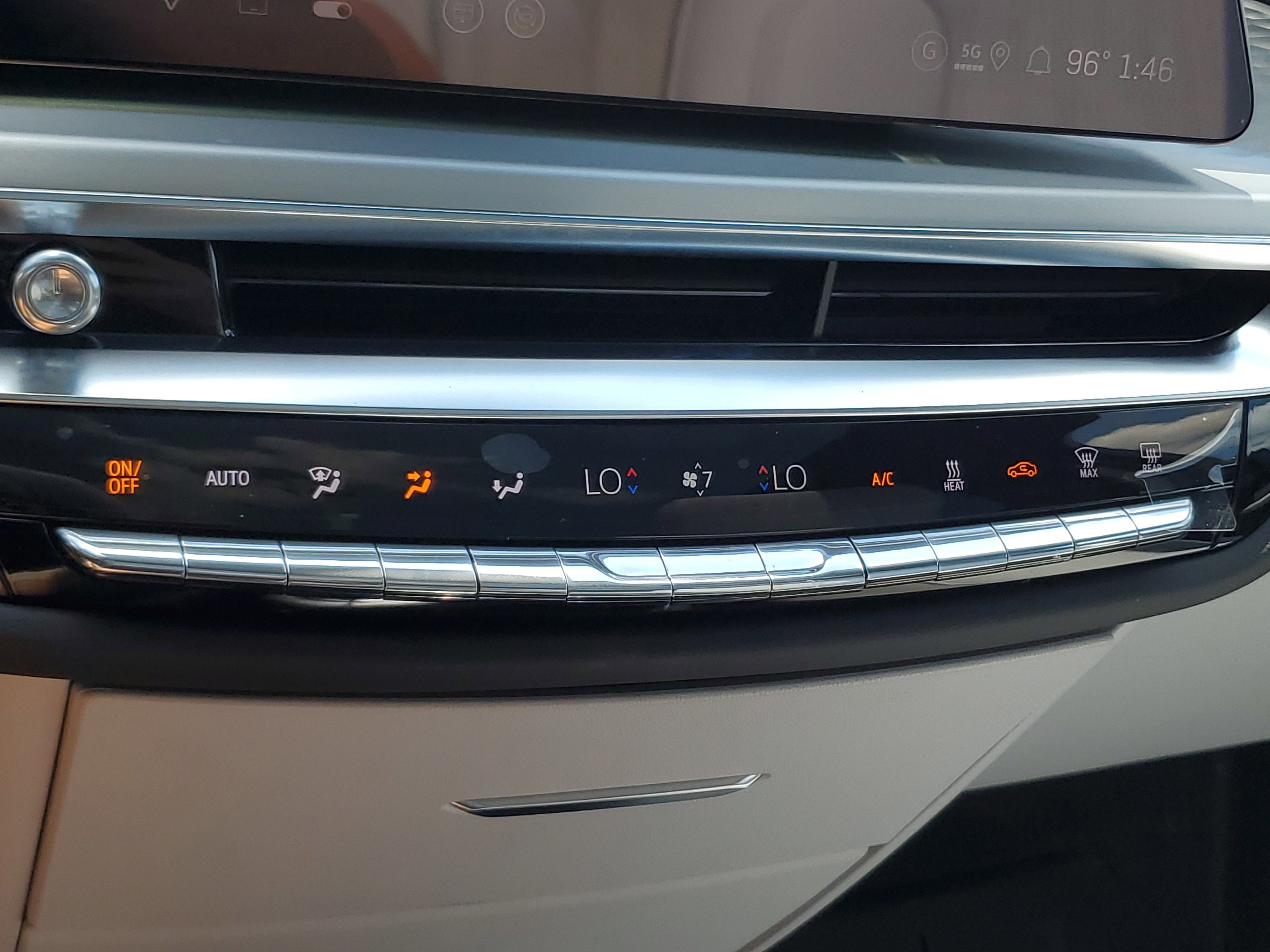 New 2025 Cadillac Lyriq Luxury image 25