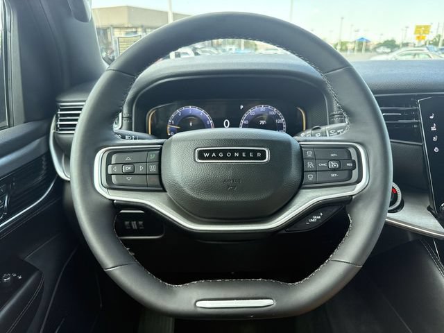 Used 2025 Jeep Wagoneer L 4WD image 14