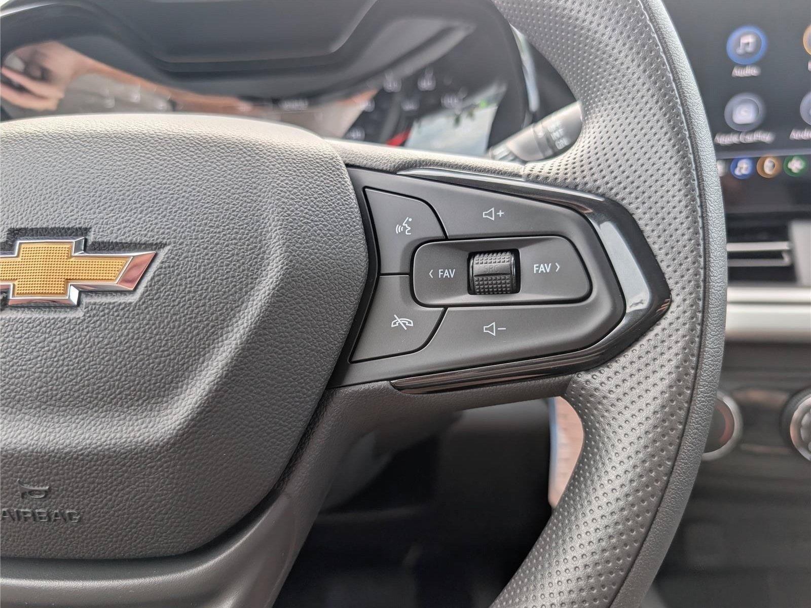 New 2026 Chevrolet Trax LS FWD image 18