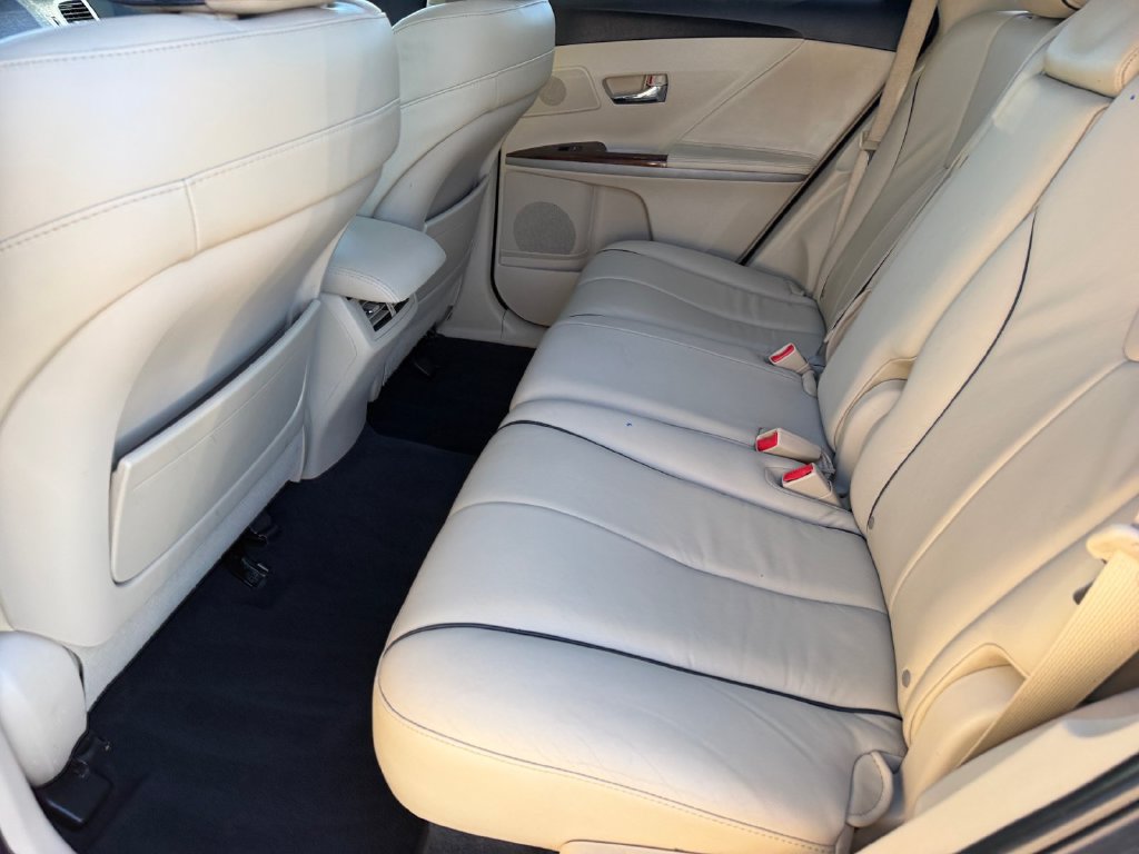 Used 2009 Toyota Venza AWD image 14