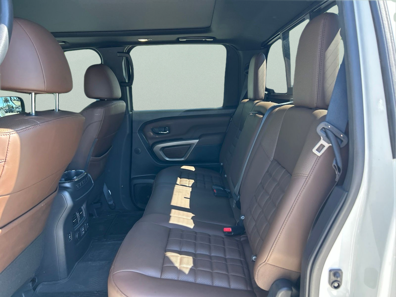 Used 2023 Nissan Titan Platinum Reserve w/ Moonroof Package AWD/4WD image 10