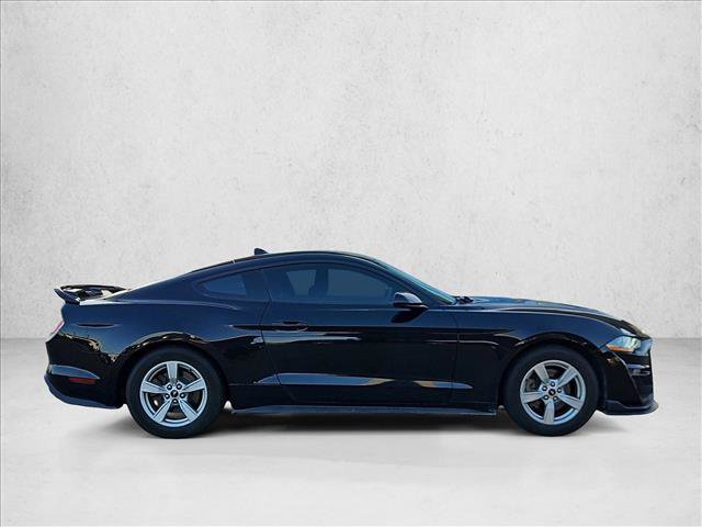 Used 2020 Ford Mustang Coupe RWD image 4