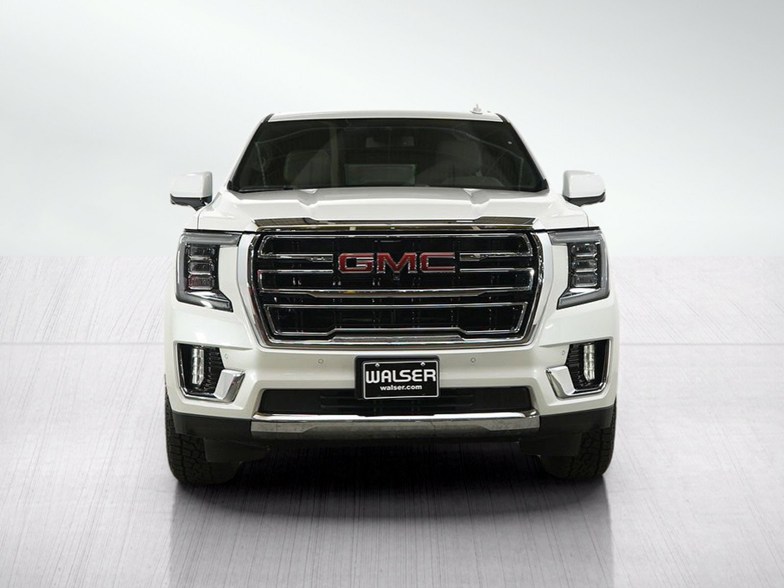 Used 2023 GMC Yukon XL SLT w/ SLT Luxury Package AWD/4WD image 8