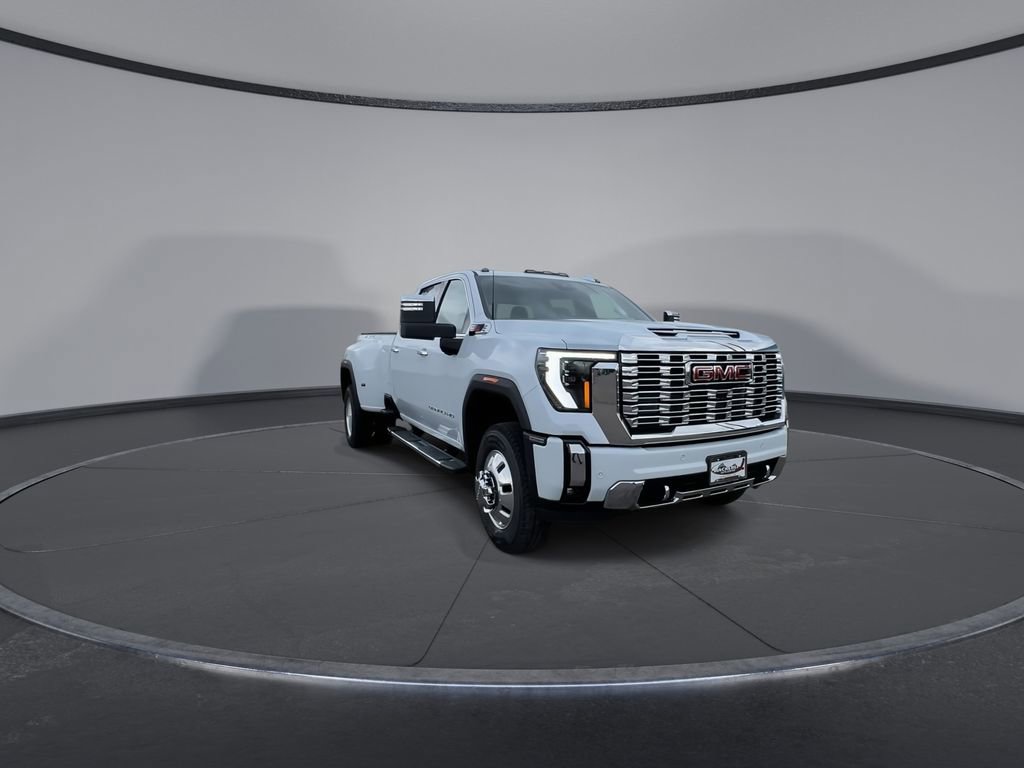 New 2026 GMC Sierra 3500 Denali w/ Denali Reserve Package image 3