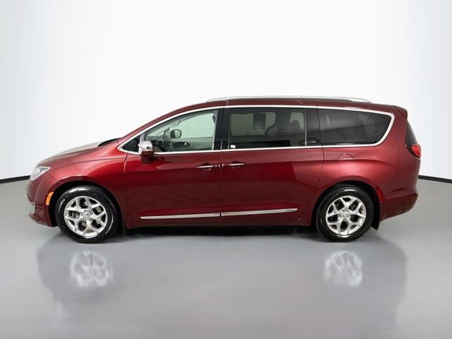 Used 2017 Chrysler Pacifica Limited FWD image 4