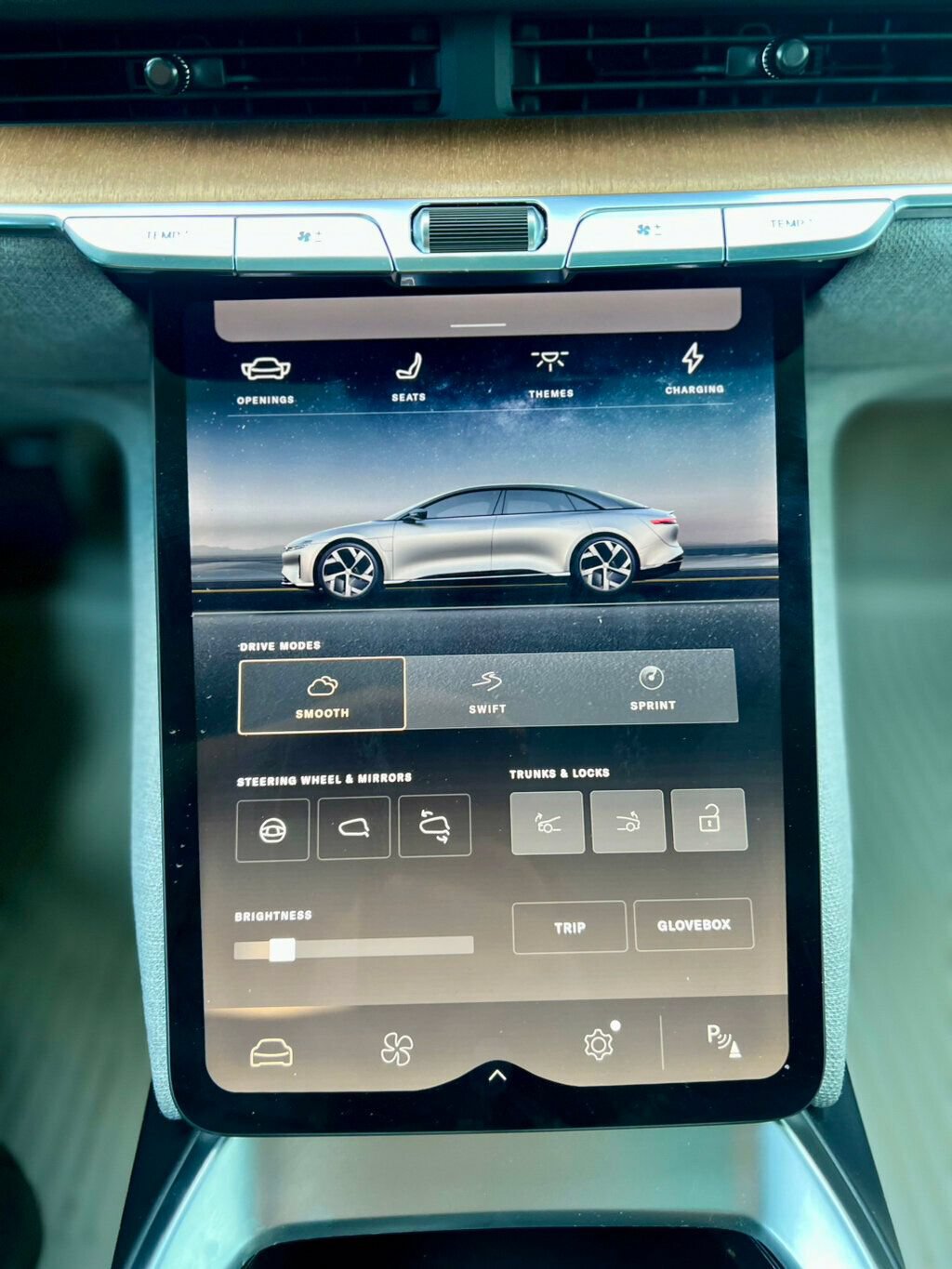Used 2023 Lucid Air Touring AWD/4WD image 25