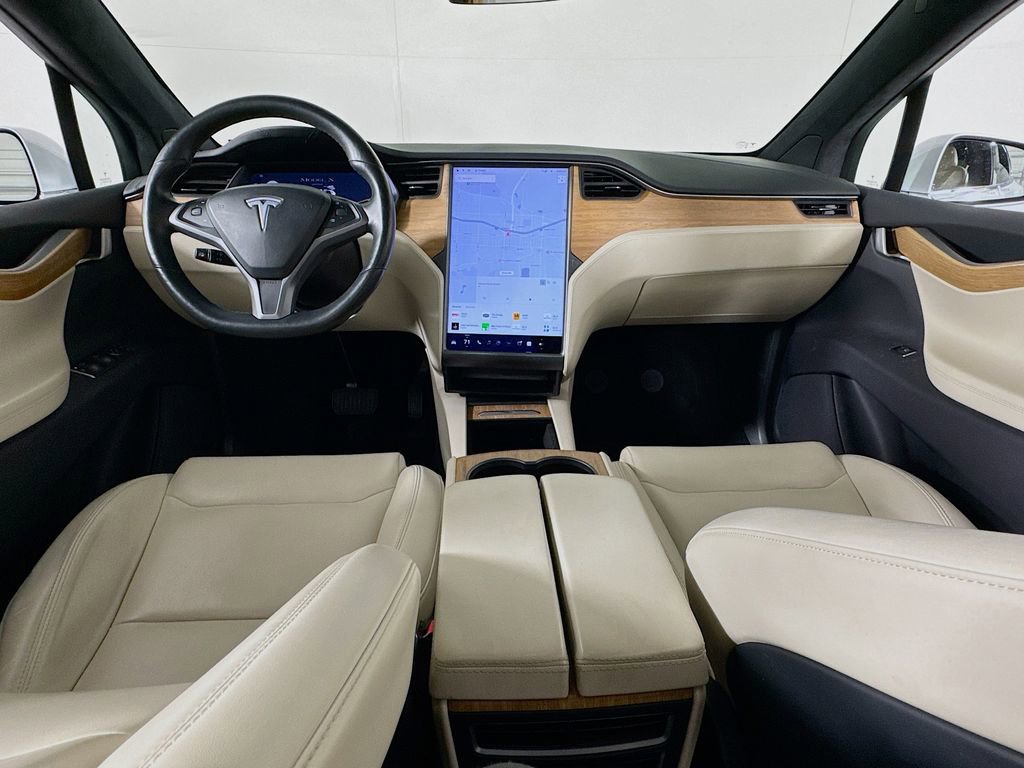 Used 2020 Tesla Model X Long Range image 35