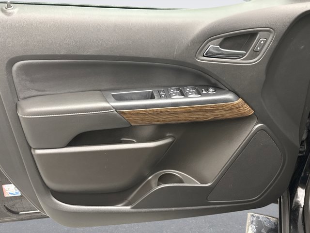 Used 2020 GMC Canyon Denali image 9