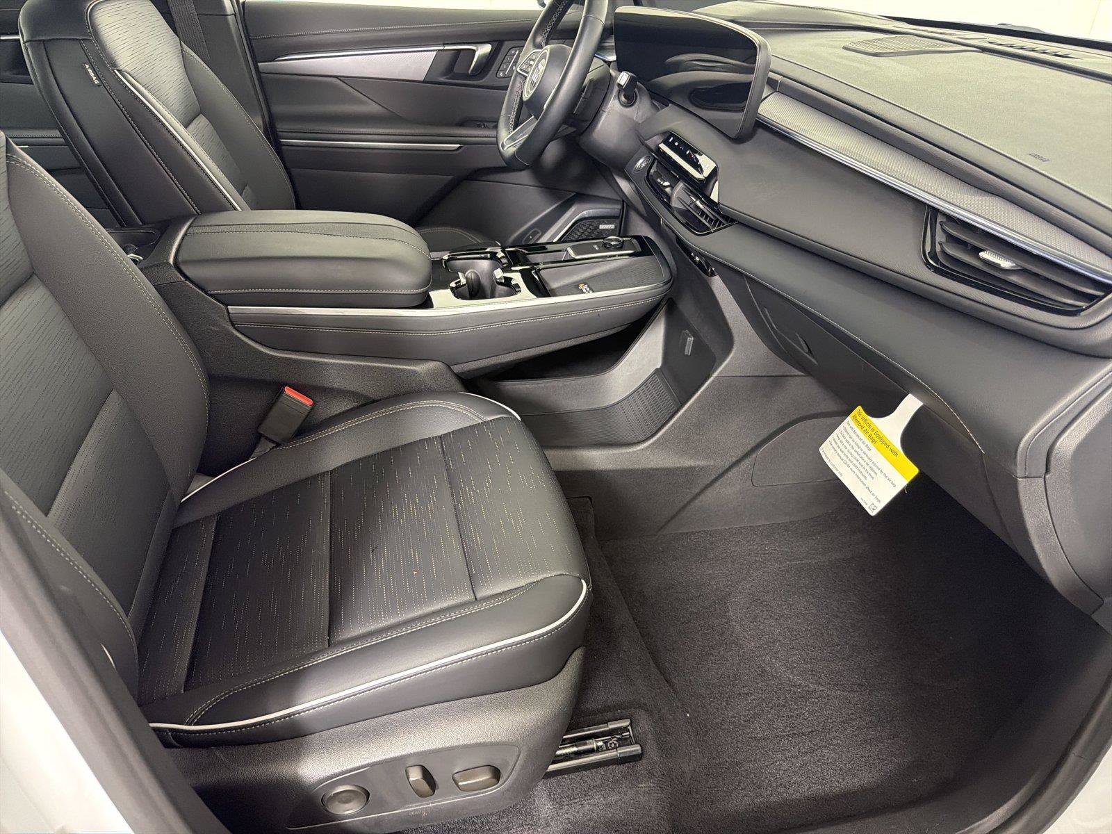 New 2026 Buick Enclave Sport Touring w/ Power Package FWD image 11