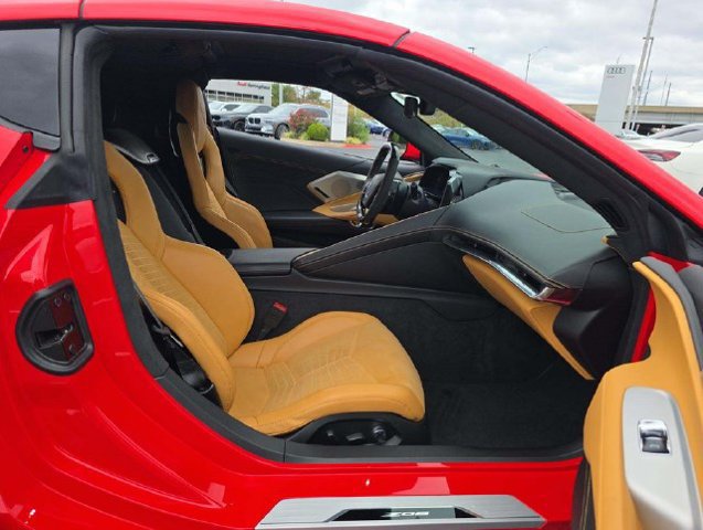 Used 2025 Chevrolet Corvette Z06 RWD image 10