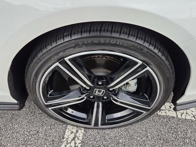 Used 2024 Honda Accord Sport image 10
