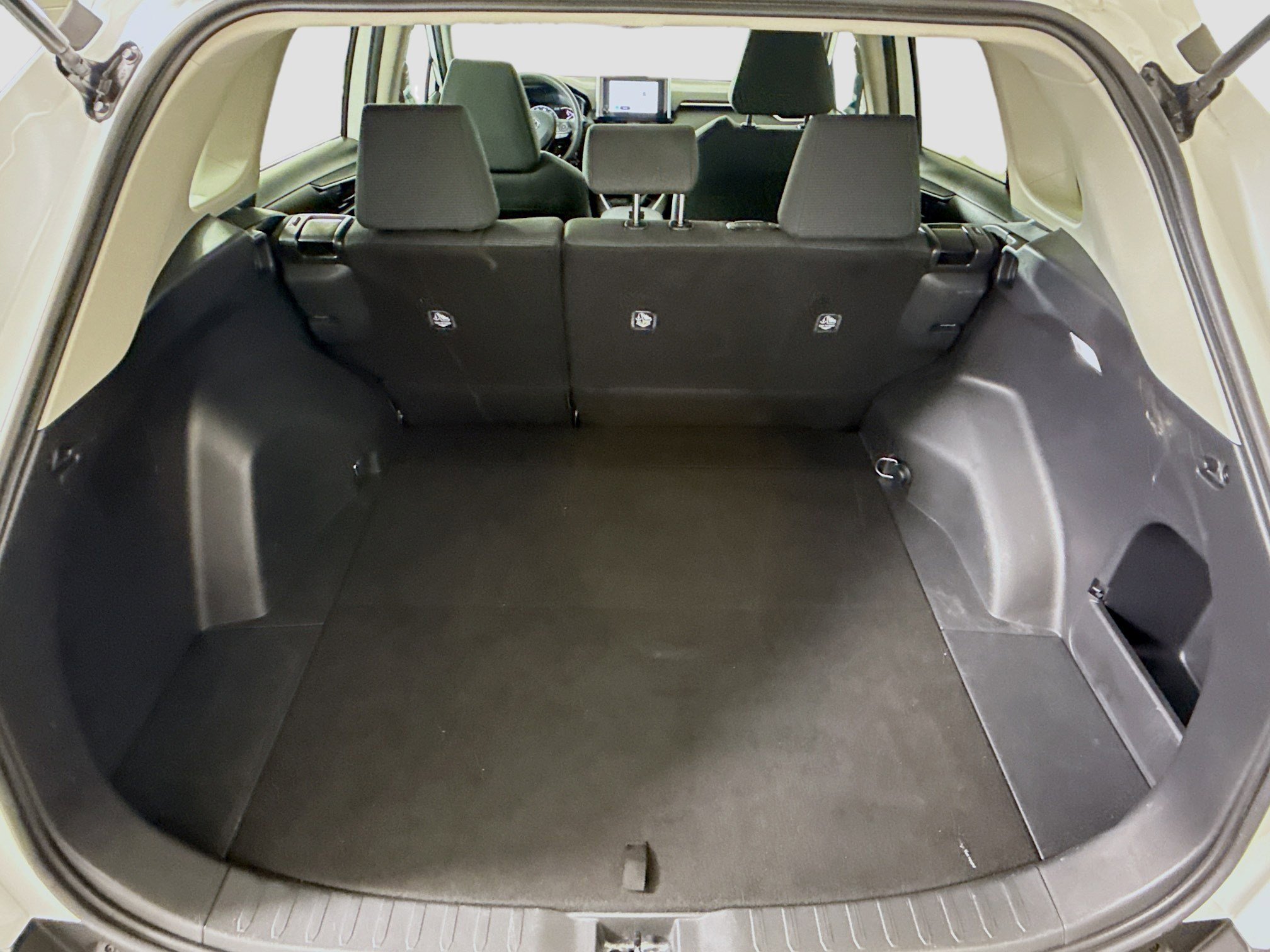 Used 2024 Toyota RAV4 LE image 34