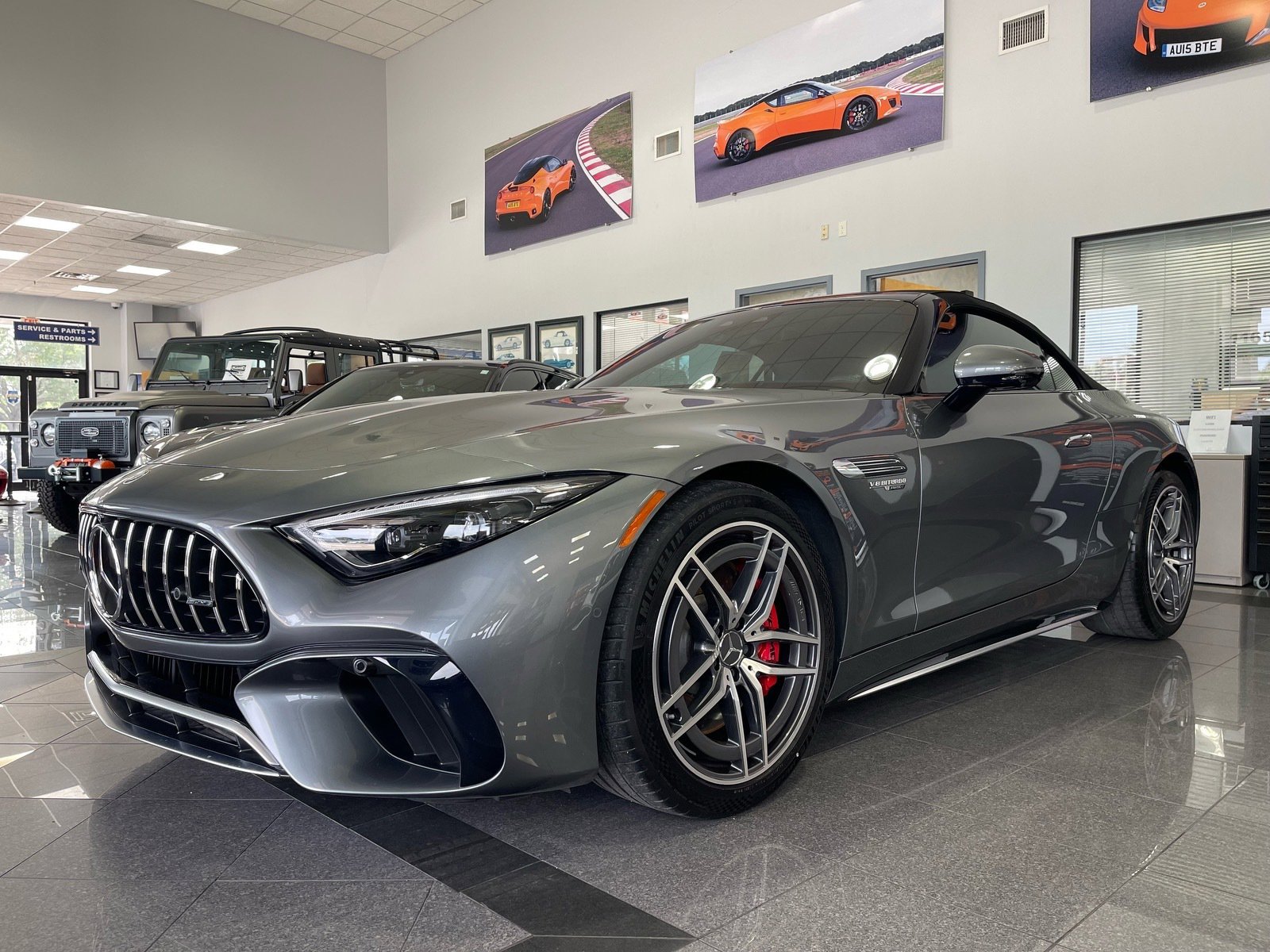 Used 2024 Mercedes-Benz SL 55 AMG 4MATIC image 4