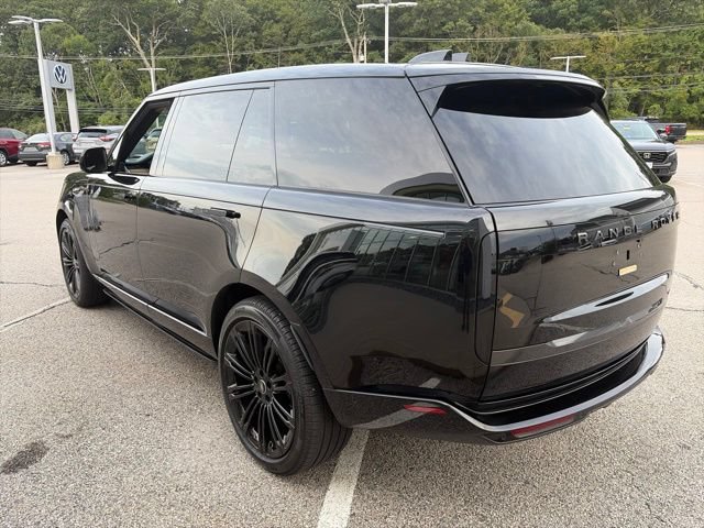 Used 2025 Land Rover Range Rover Long Wheelbase SE AWD/4WD image 5