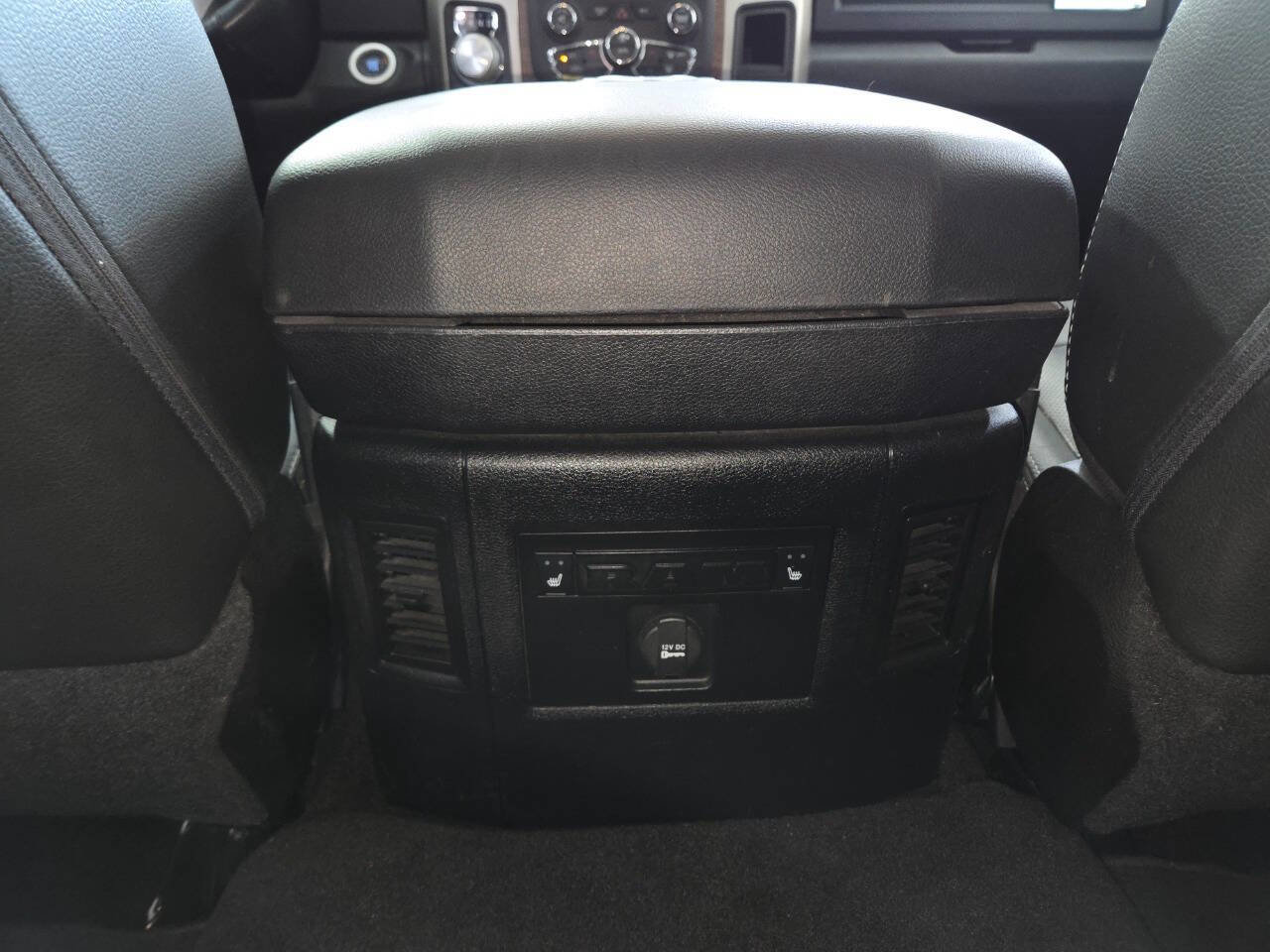 Used 2013 RAM 1500 Laramie w/ Convenience Group AWD/4WD image 25