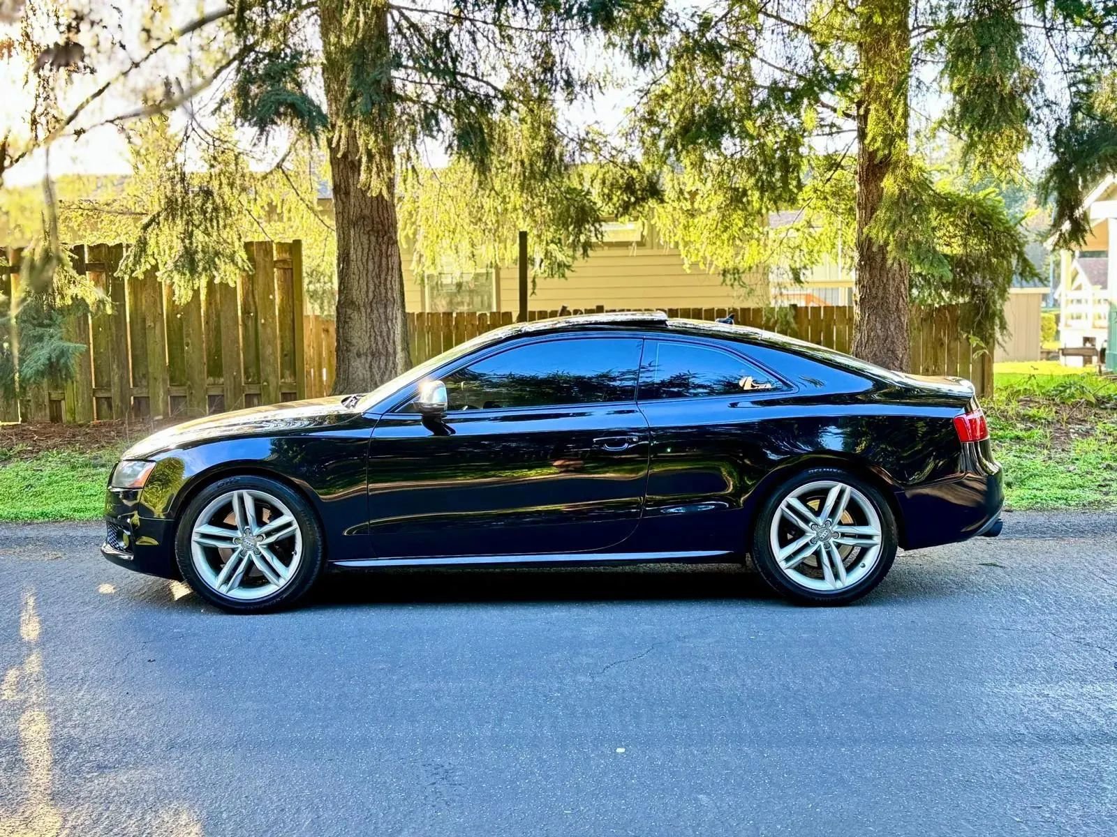 Used 2009 Audi S5 4.2 image 2