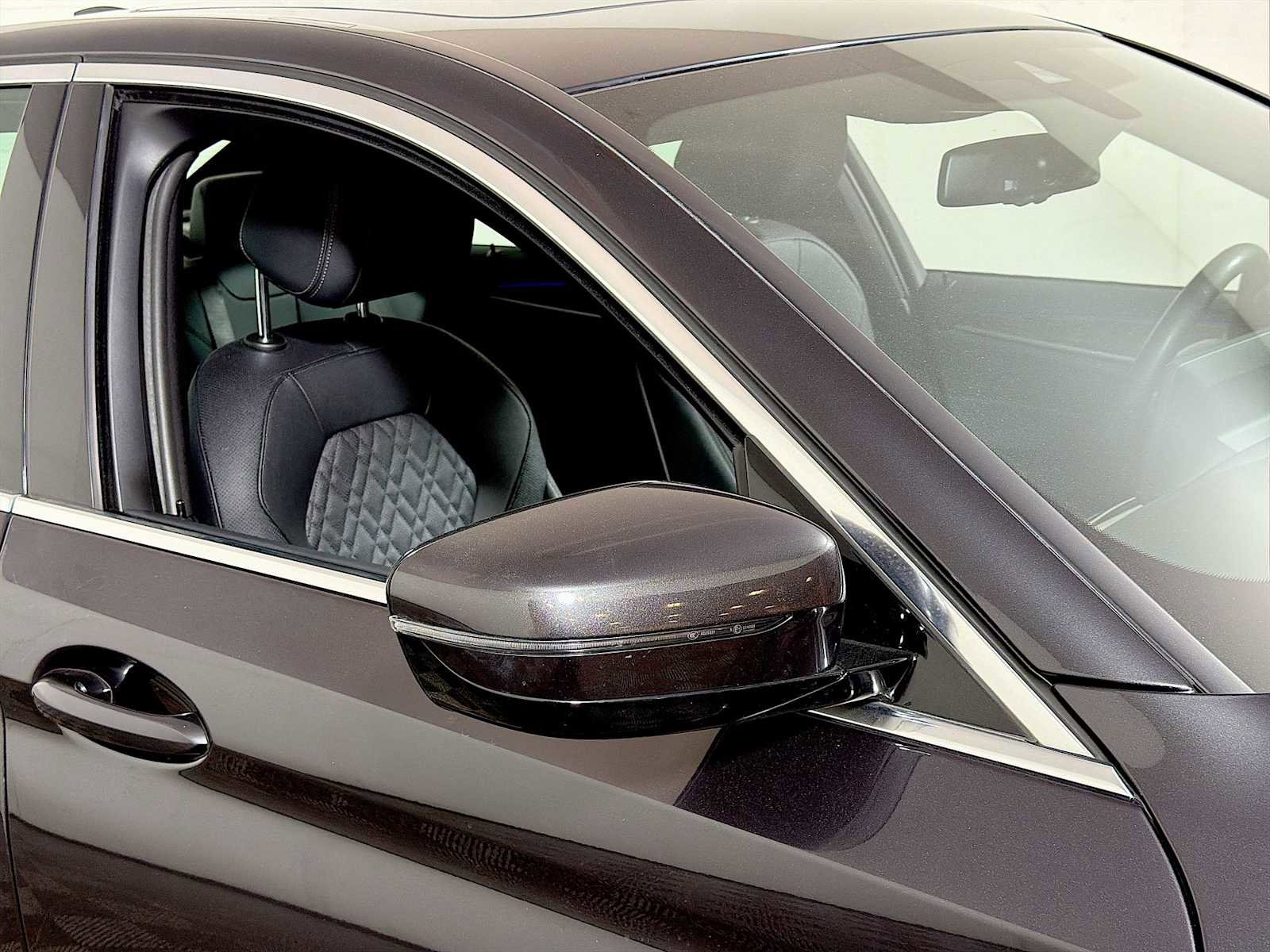 Certified 2023 BMW 530i xDrive w/ Convenience Package image 31