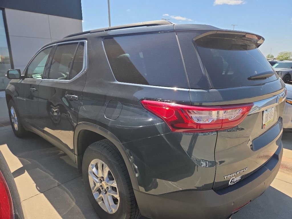 Used 2019 Chevrolet Traverse LT FWD image 3
