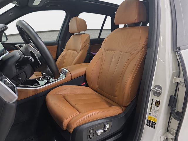 Used 2021 BMW X5 M50i w/ Premium Package AWD/4WD image 14