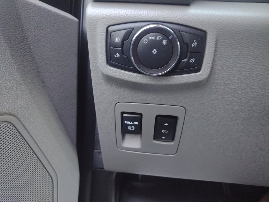 Used 2019 Ford F150 XLT w/ Equipment Group 302A Luxury image 18