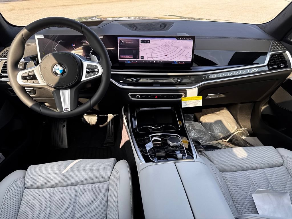 New 2027 BMW X7 xDrive40i w/ M Sport Package AWD/4WD image 9