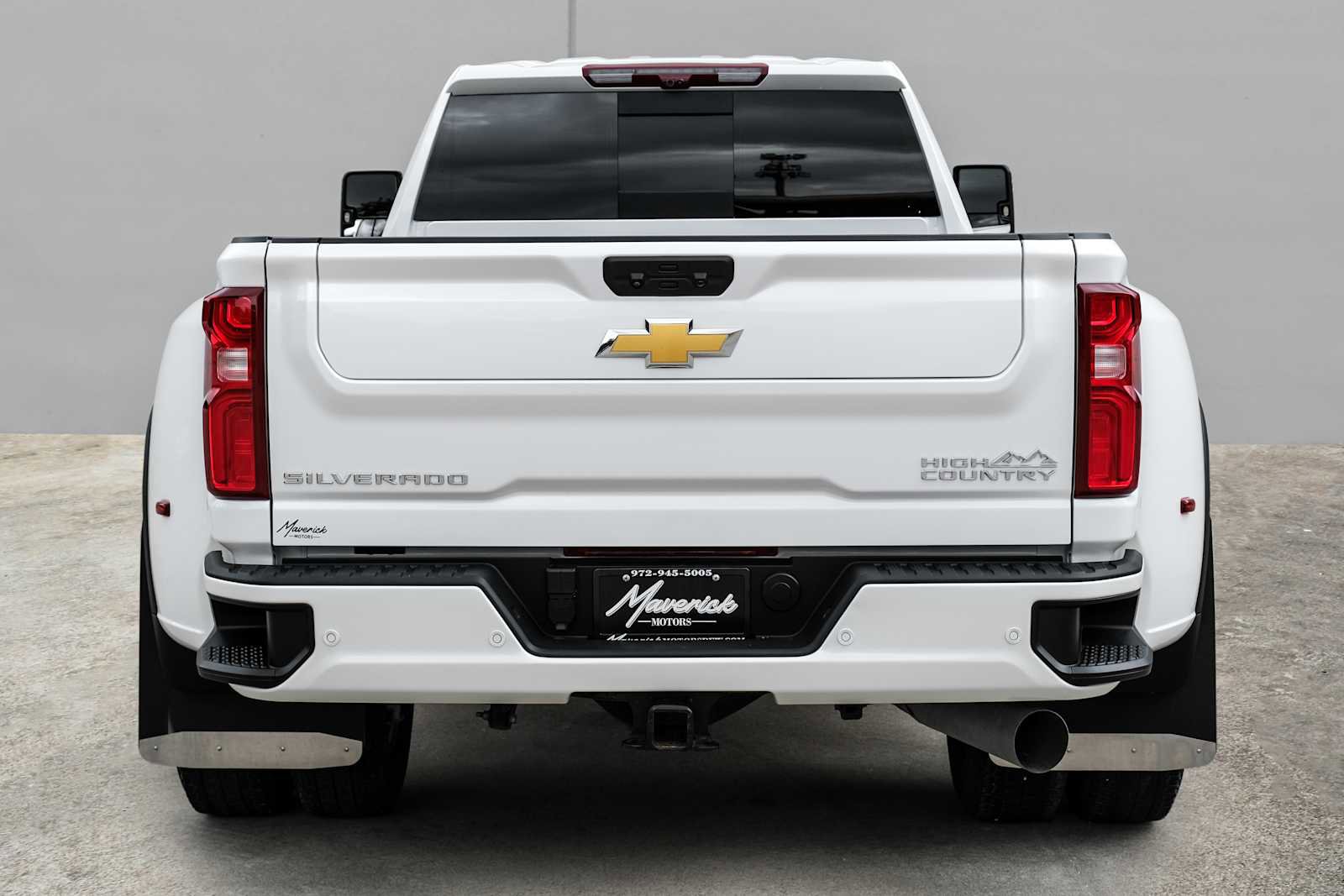 Used 2022 Chevrolet Silverado 3500 High Country AWD/4WD image 10