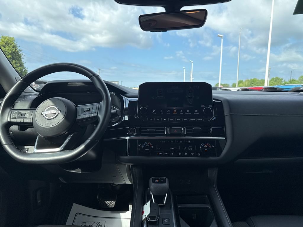 Used 2024 Nissan Pathfinder SL w/ SL Premium Package image 15