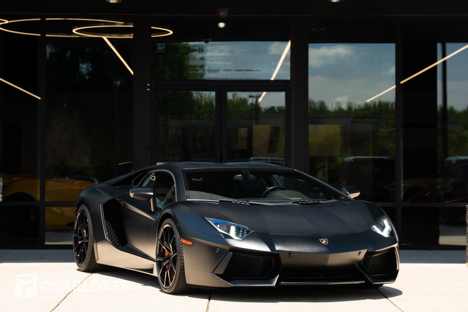 Used 2014 Lamborghini Aventador LP 700-4 AWD/4WD video 1