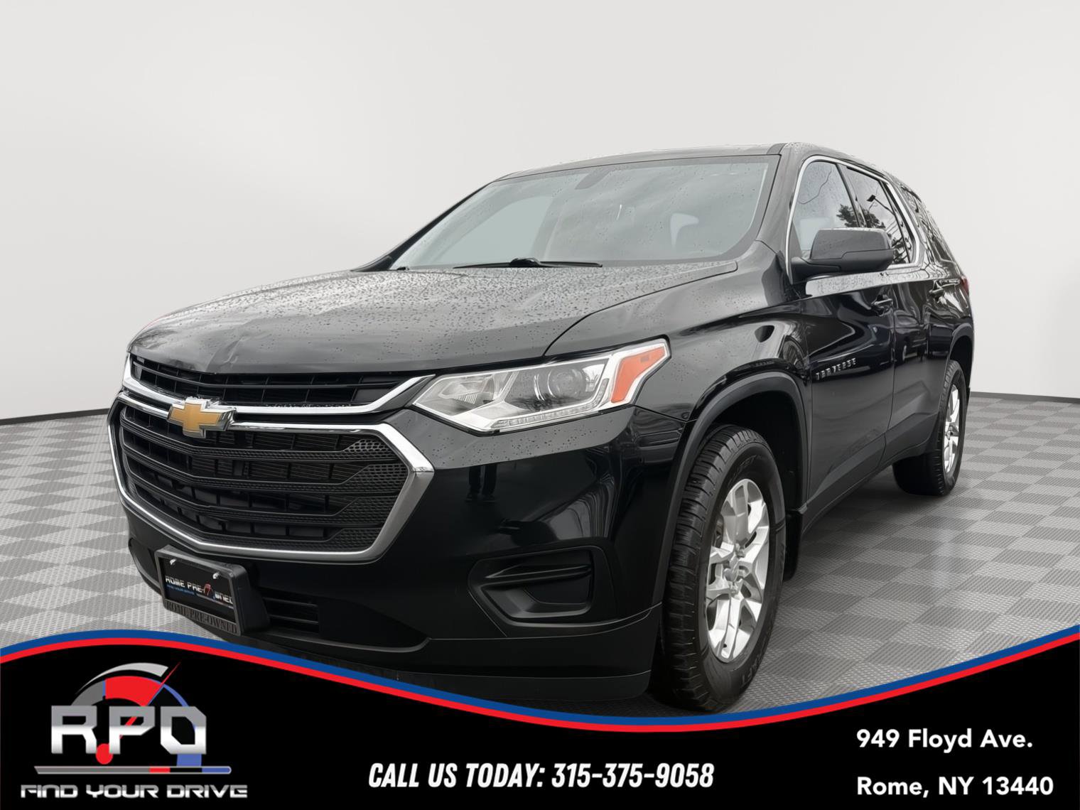 Used 2021 Chevrolet Traverse LS w/ LPO, Floor Liner Package image 1