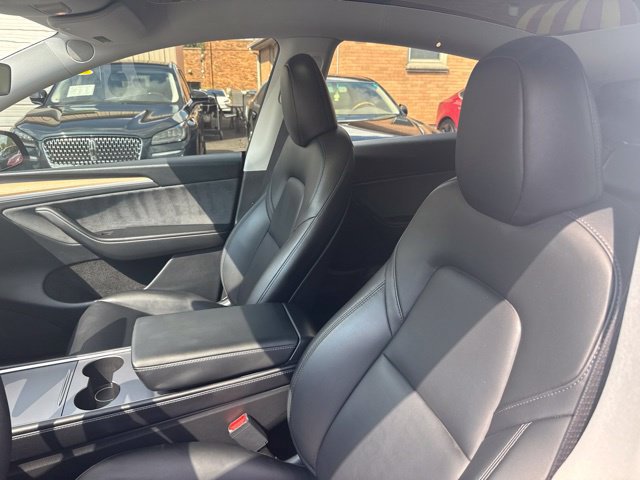 Used 2024 Tesla Model Y Long Range AWD/4WD image 10