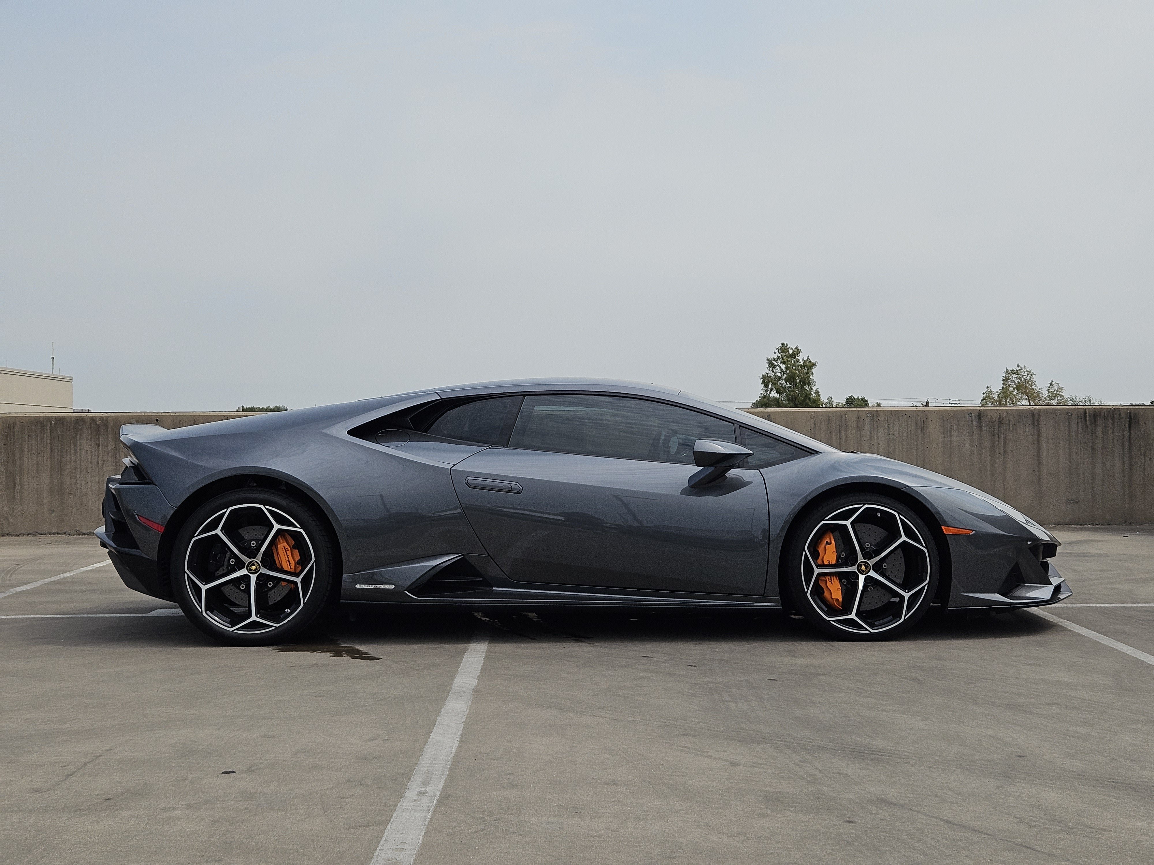Used 2020 Lamborghini Huracan EVO AWD/4WD image 9