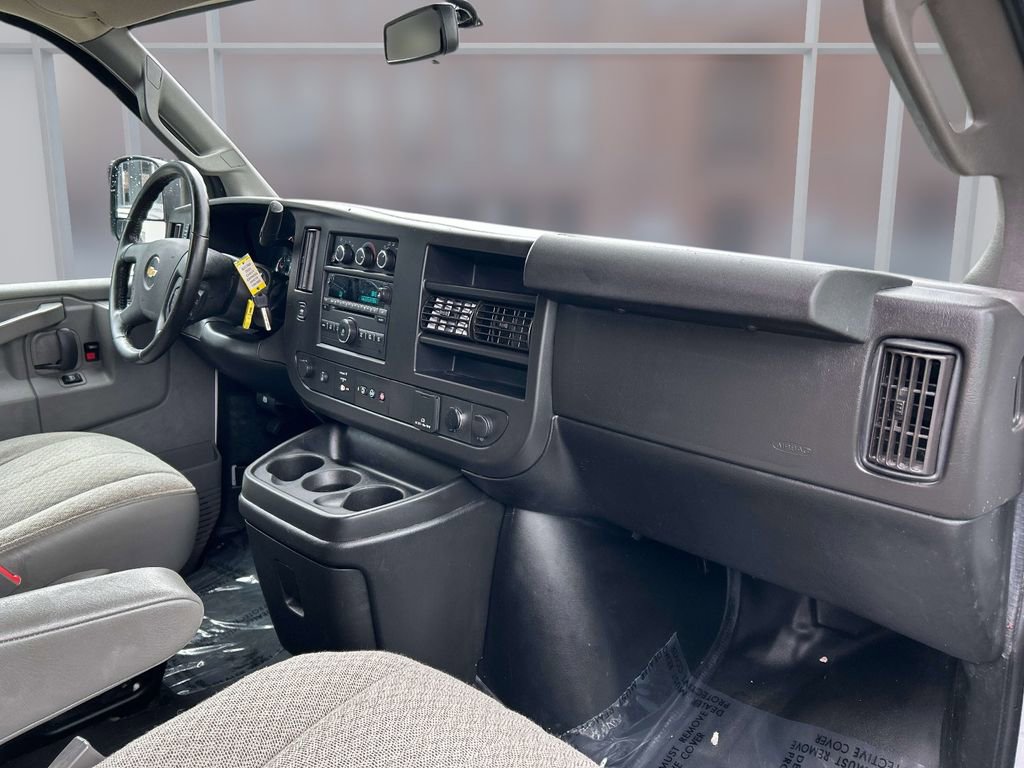 Used 2021 Chevrolet Express 2500 w/ Communications Package RWD image 13