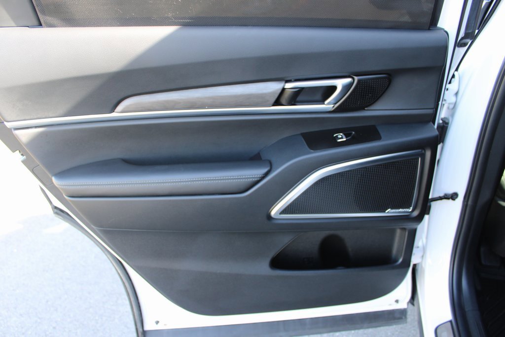 Used 2025 Kia Telluride SX X-Line image 29
