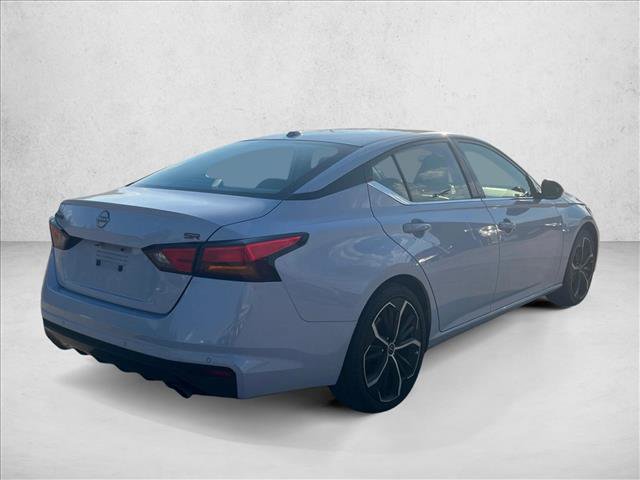 Used 2025 Nissan Altima 2.5 SR FWD image 4