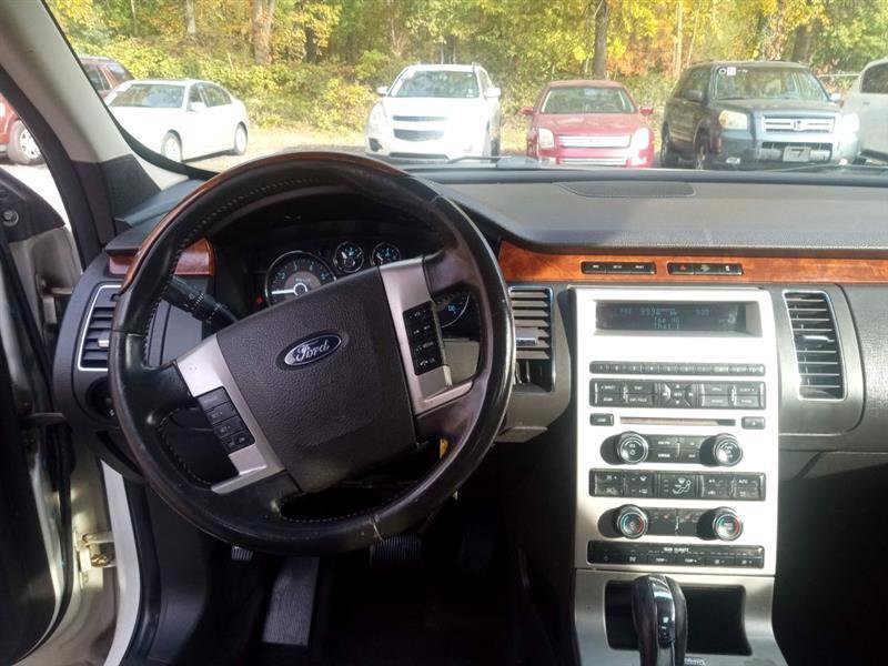 Used 2010 Ford Flex Limited image 13