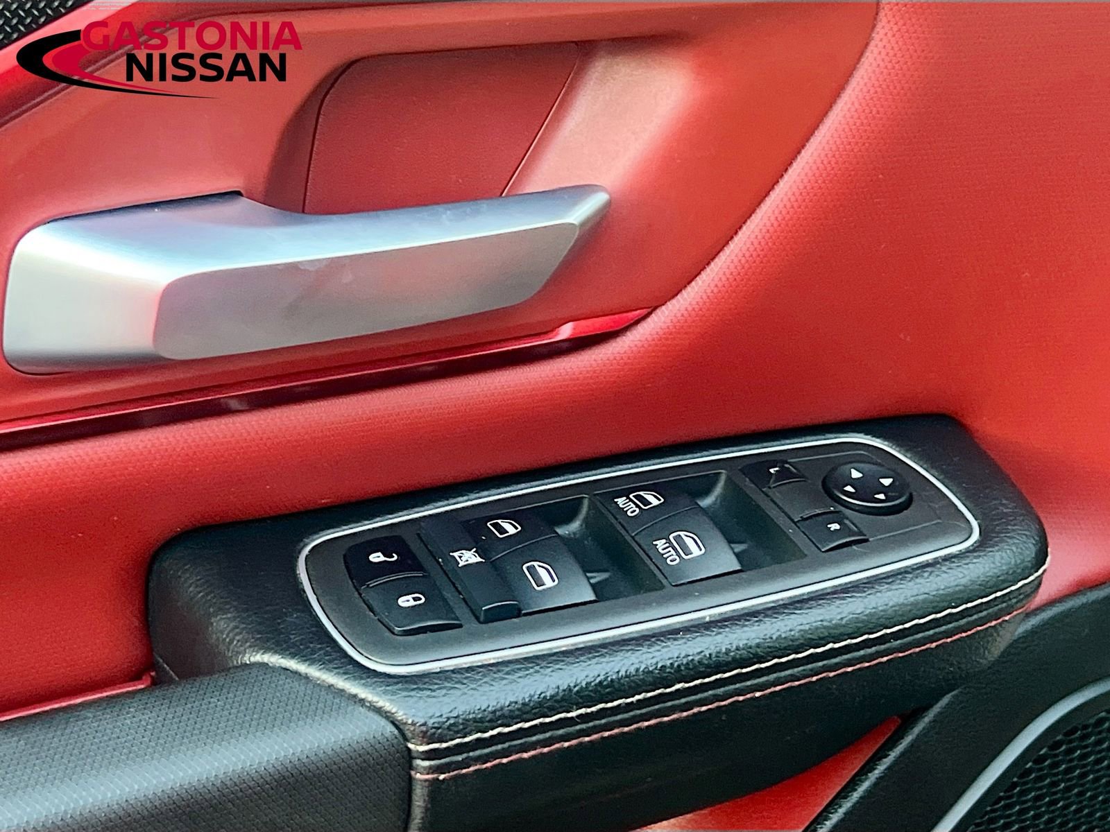 Used 2022 RAM 1500 Rebel image 22