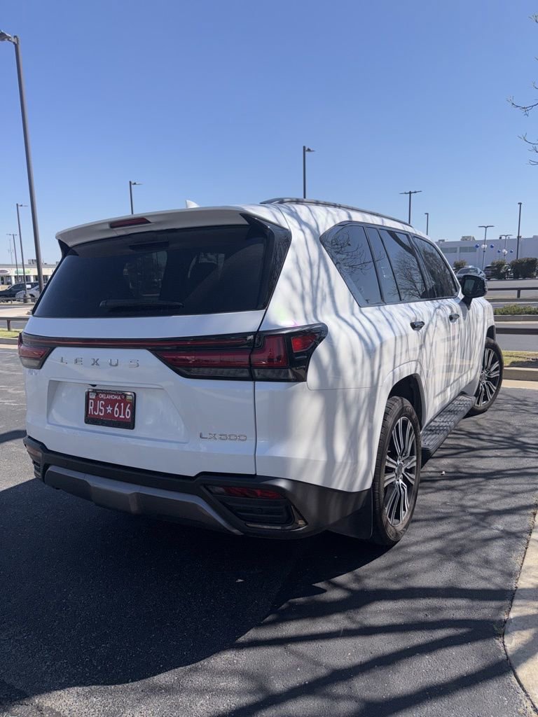 Certified 2024 Lexus LX 600 4WD w/ Appearance Package image 3