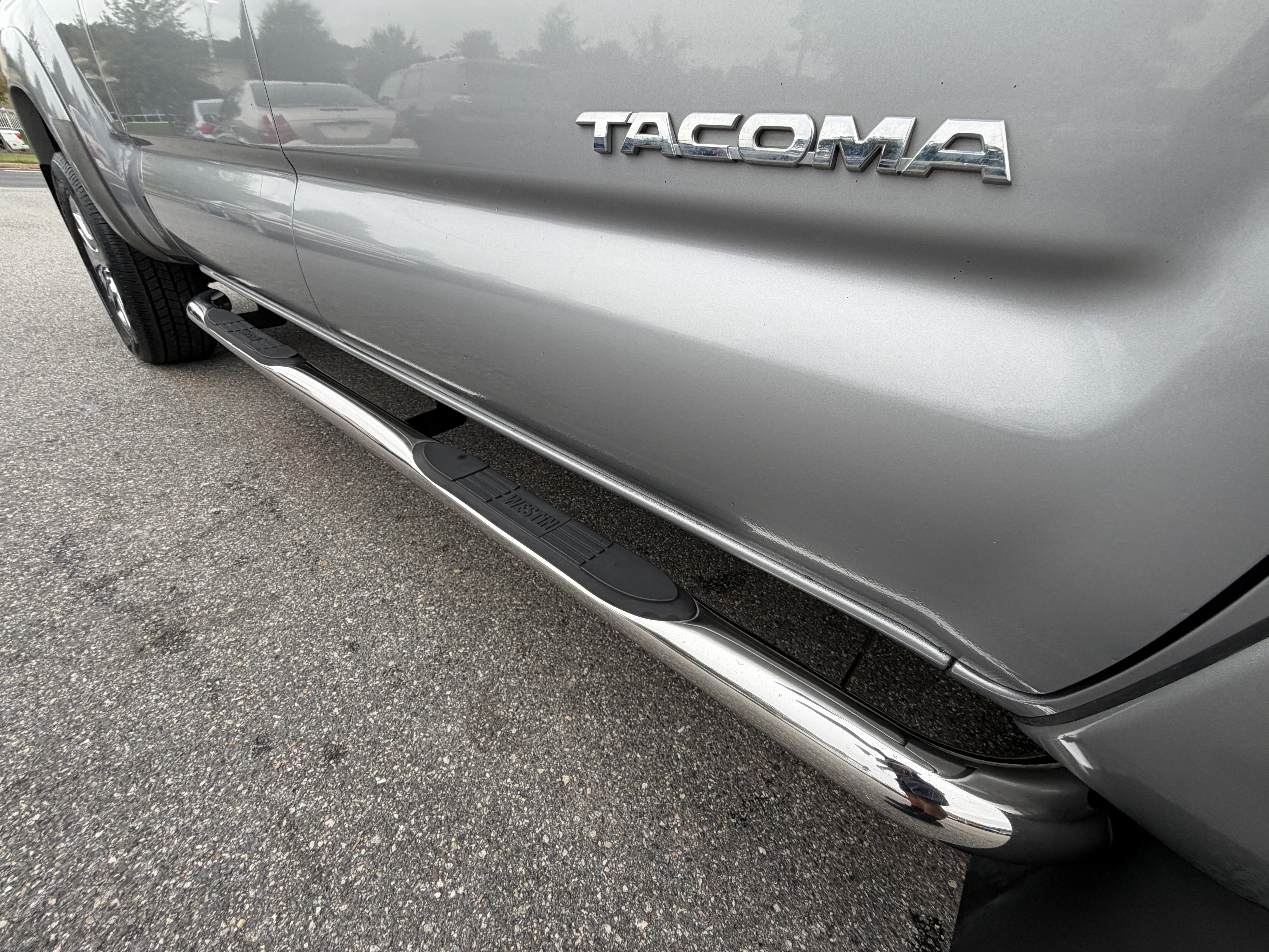 Used 2015 Toyota Tacoma 4x4 Double Cab w/ Limited Package image 28