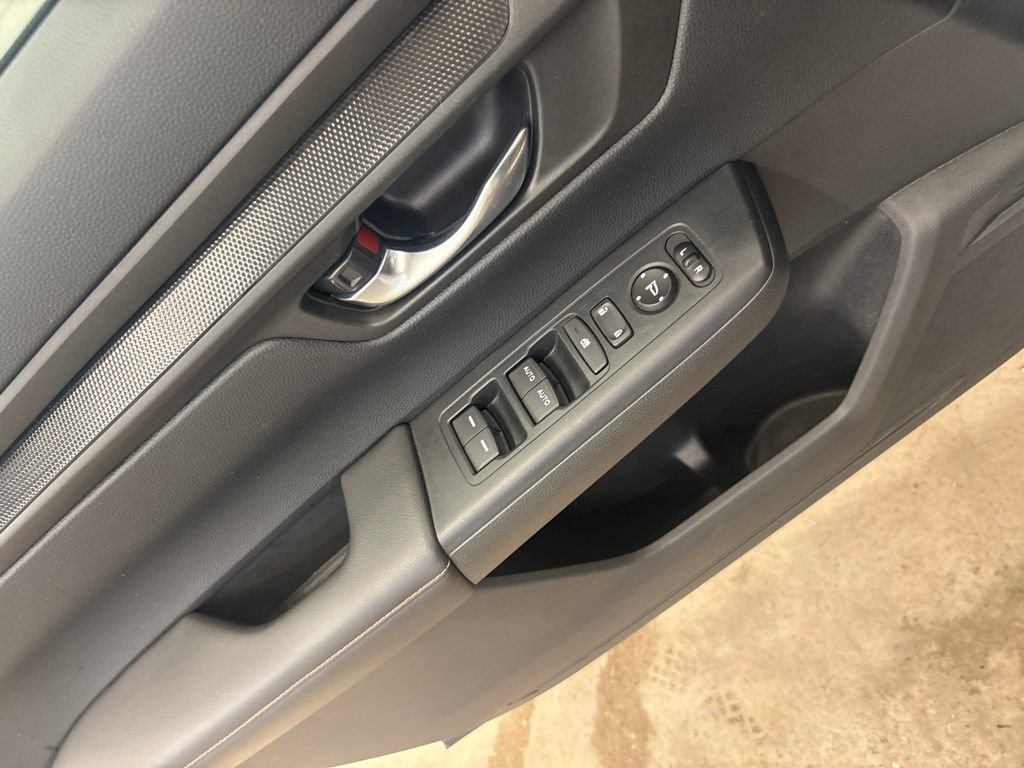 Used 2025 Honda CR-V Sport image 20