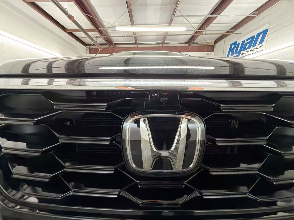 Used 2023 Honda Pilot Elite image 31