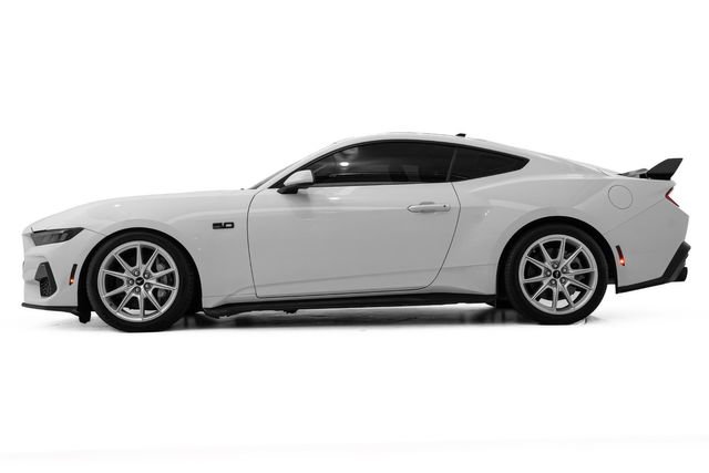 Used 2024 Ford Mustang GT image 9