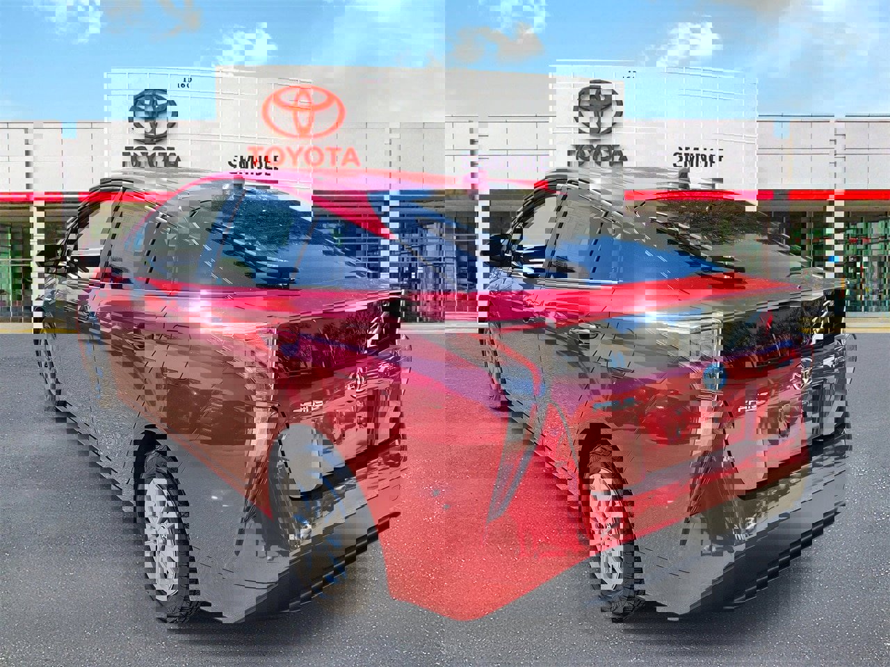 Used 2017 Toyota Prius Four image 4