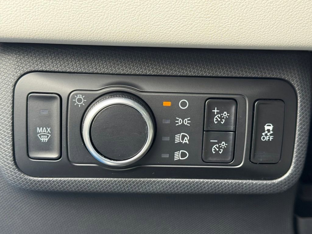 Used 2023 Ford Mustang Mach-E Premium image 17