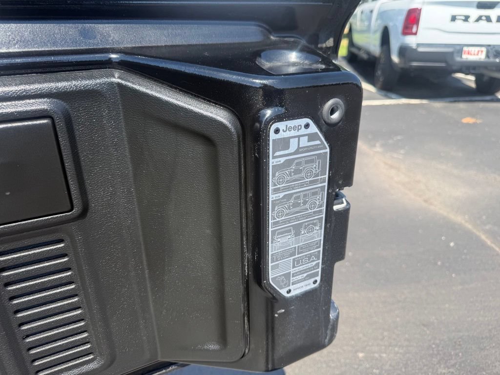 Used 2022 Jeep Wrangler Unlimited Sport AWD/4WD image 50