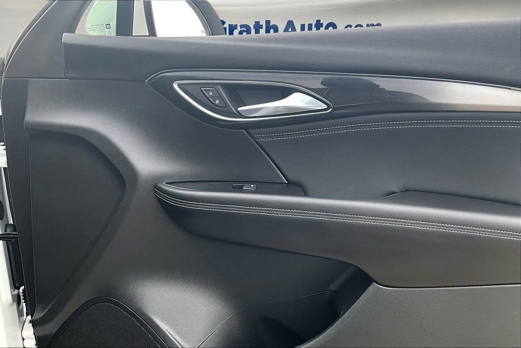 Certified 2025 Buick Envision Preferred image 29